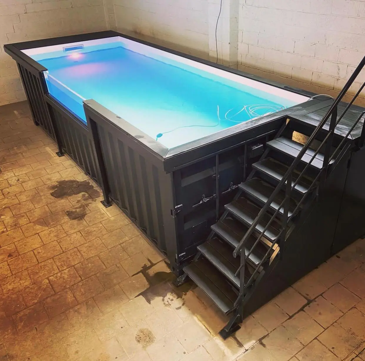 20Ft Container Swimming Pools - Image 9