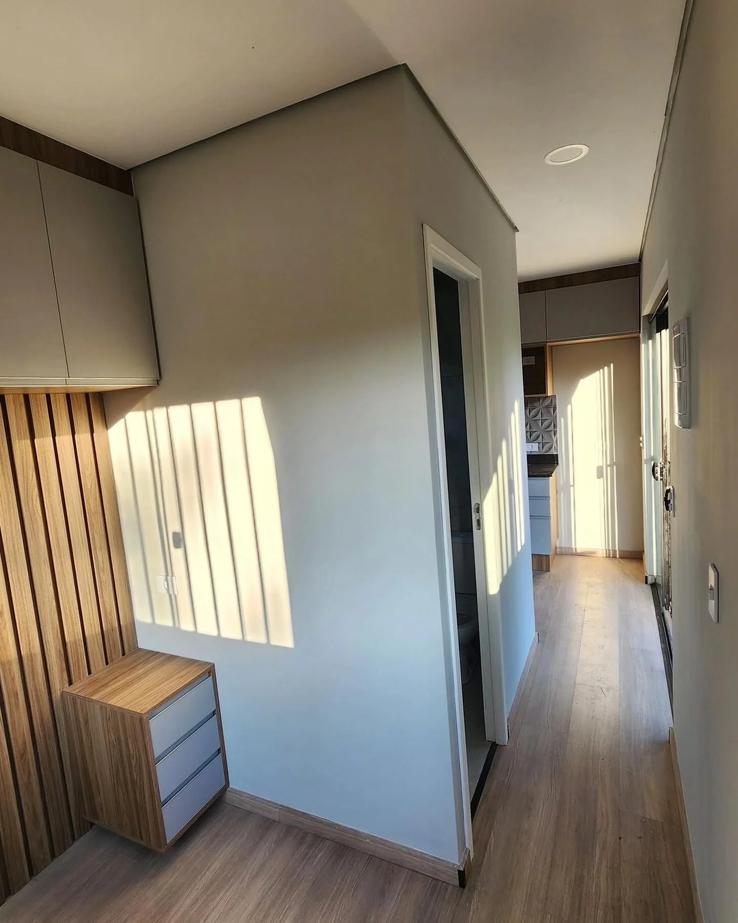 Custom 20ft Shipping Container Home With Water Tank - Image 3